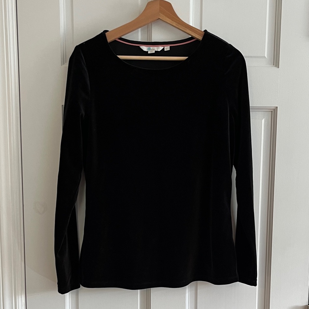 Boden Classic Black Velvet Long Sleeve Top